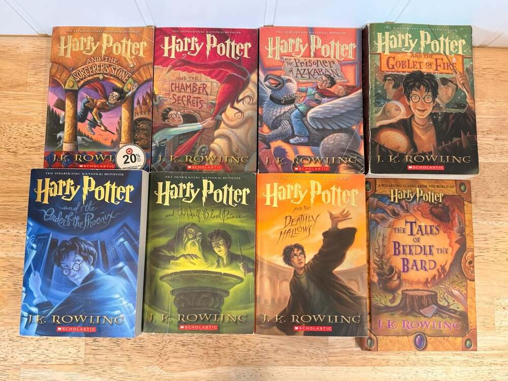 Harry Potter Book Series Lot 8 Books J.K. Rowling